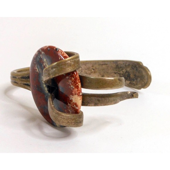 Vintage Red Jasper Fork Bracelet, Artisan Crafted - Picture 3 of 6